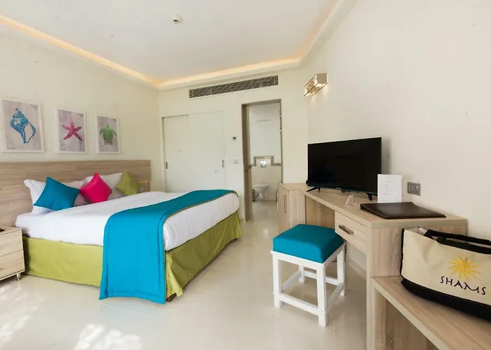Lodge Shams