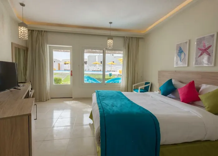 Shams Lodge